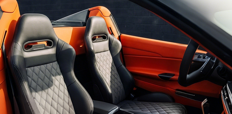 Racing Chair vs Gaming Chair: What’s the Real Difference?